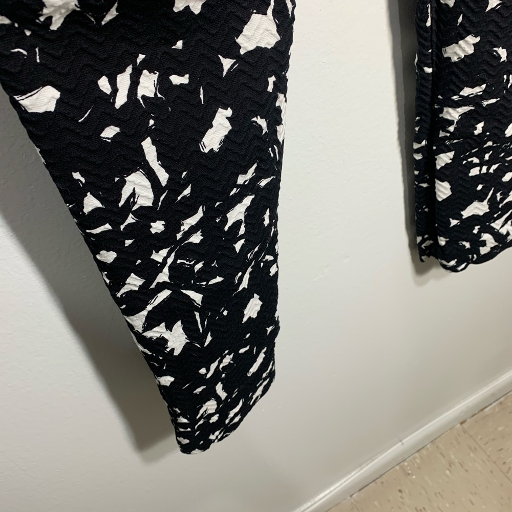 Ann Taylor LOFT black and white print cropped pant - Picture 10 of 16